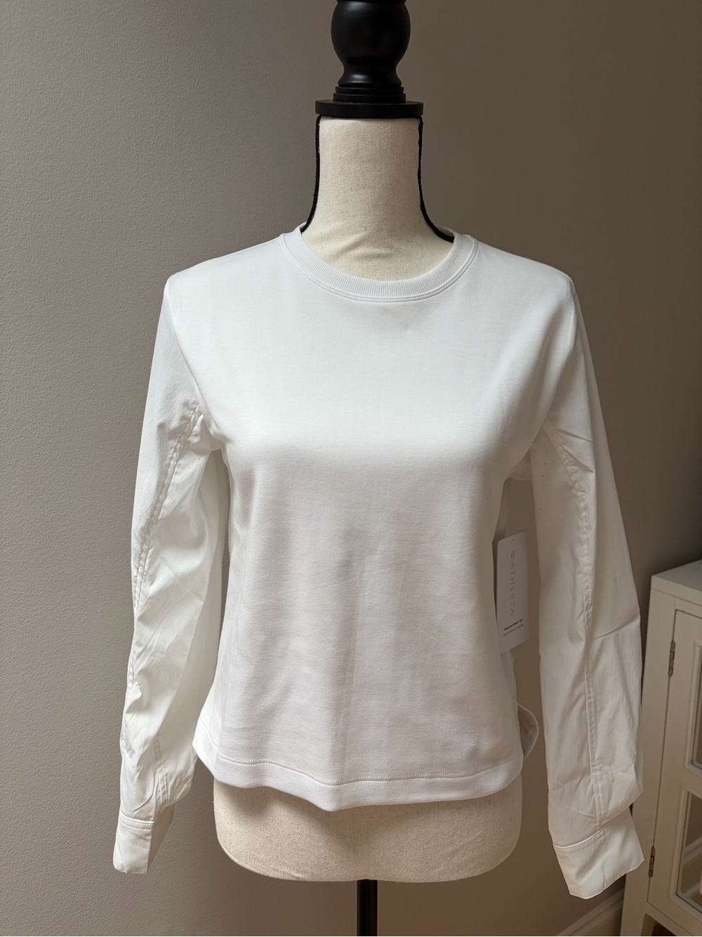Athleta White Long-Sleeve Harlow Hybrid Top. New with tags. XXS.